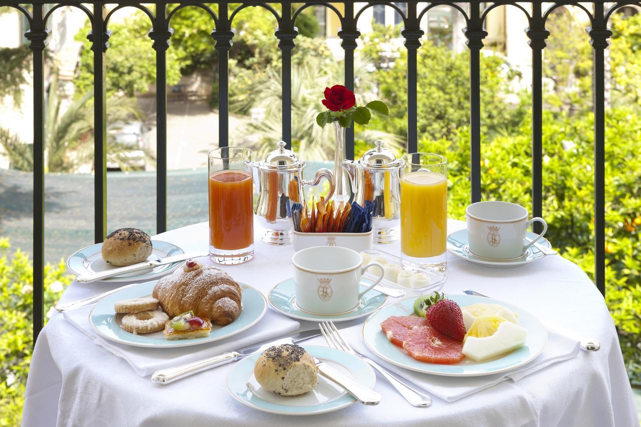 Grand Hotel La Favorita Sorrento Bagian luar foto